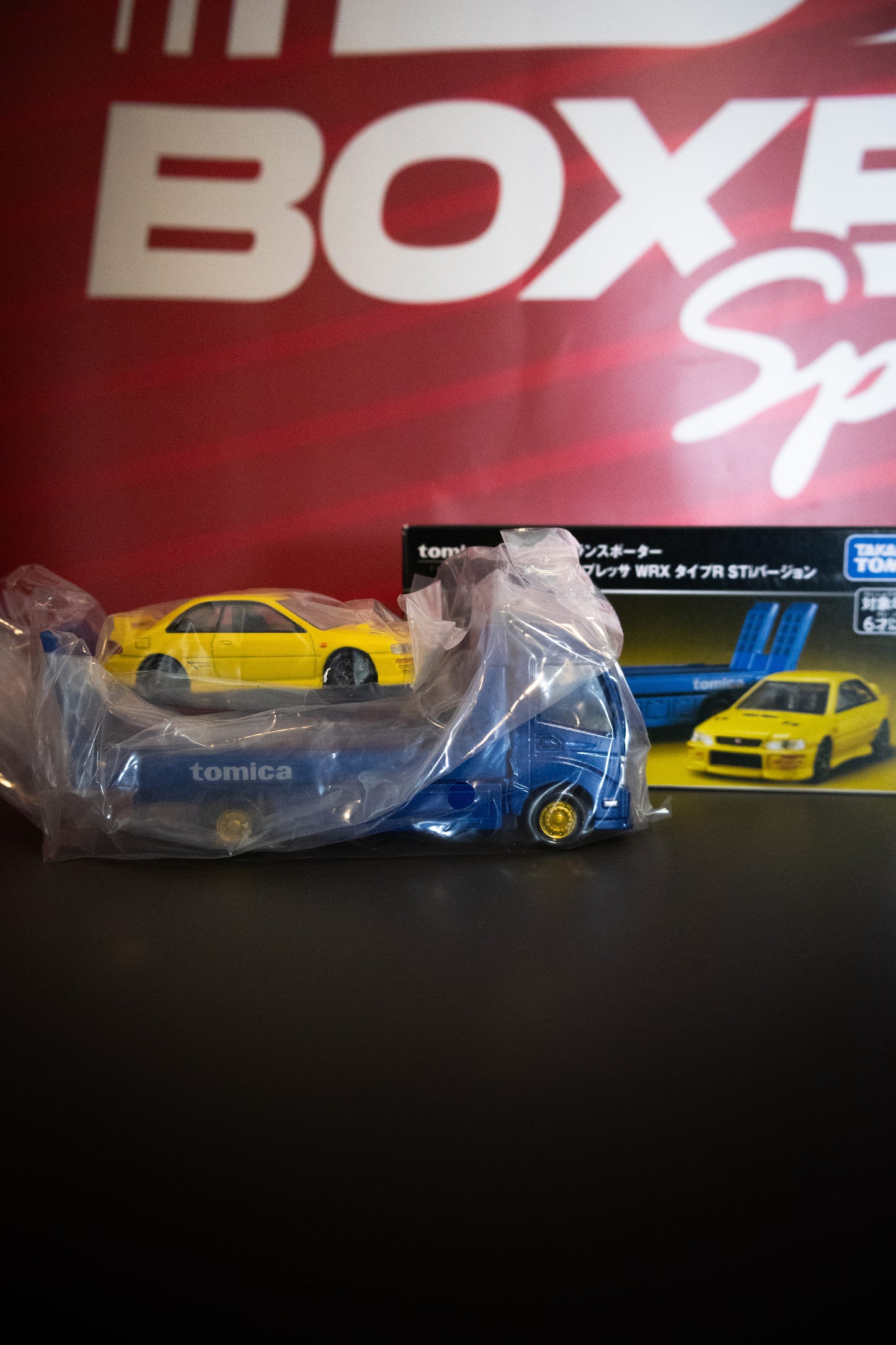TOMICA STI TYPE R TRANSPORT SET (DAMAGED BOX)