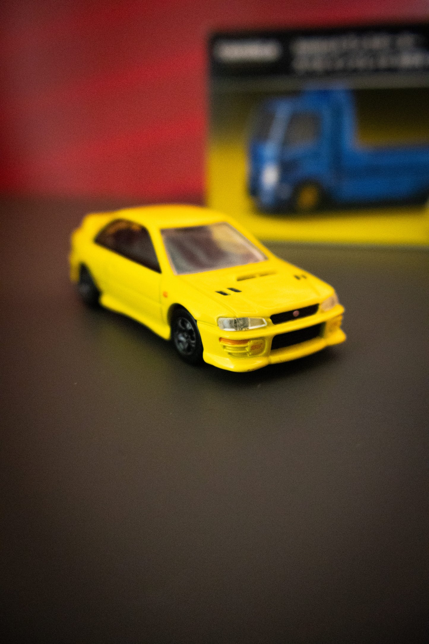 TOMICA STI TYPE R TRANSPORT SET (DAMAGED BOX)