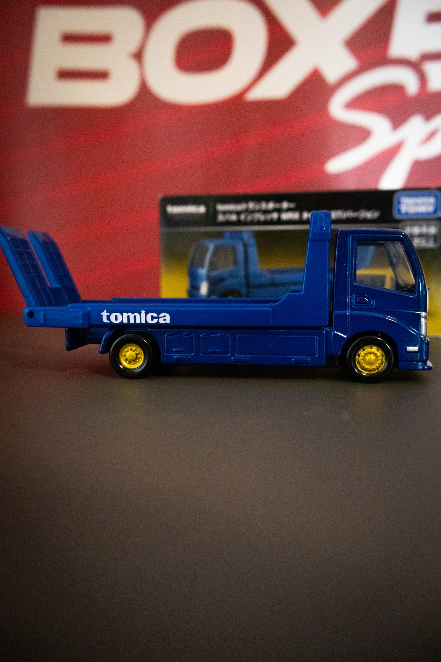 TOMICA STI TYPE R TRANSPORT SET (DAMAGED BOX)