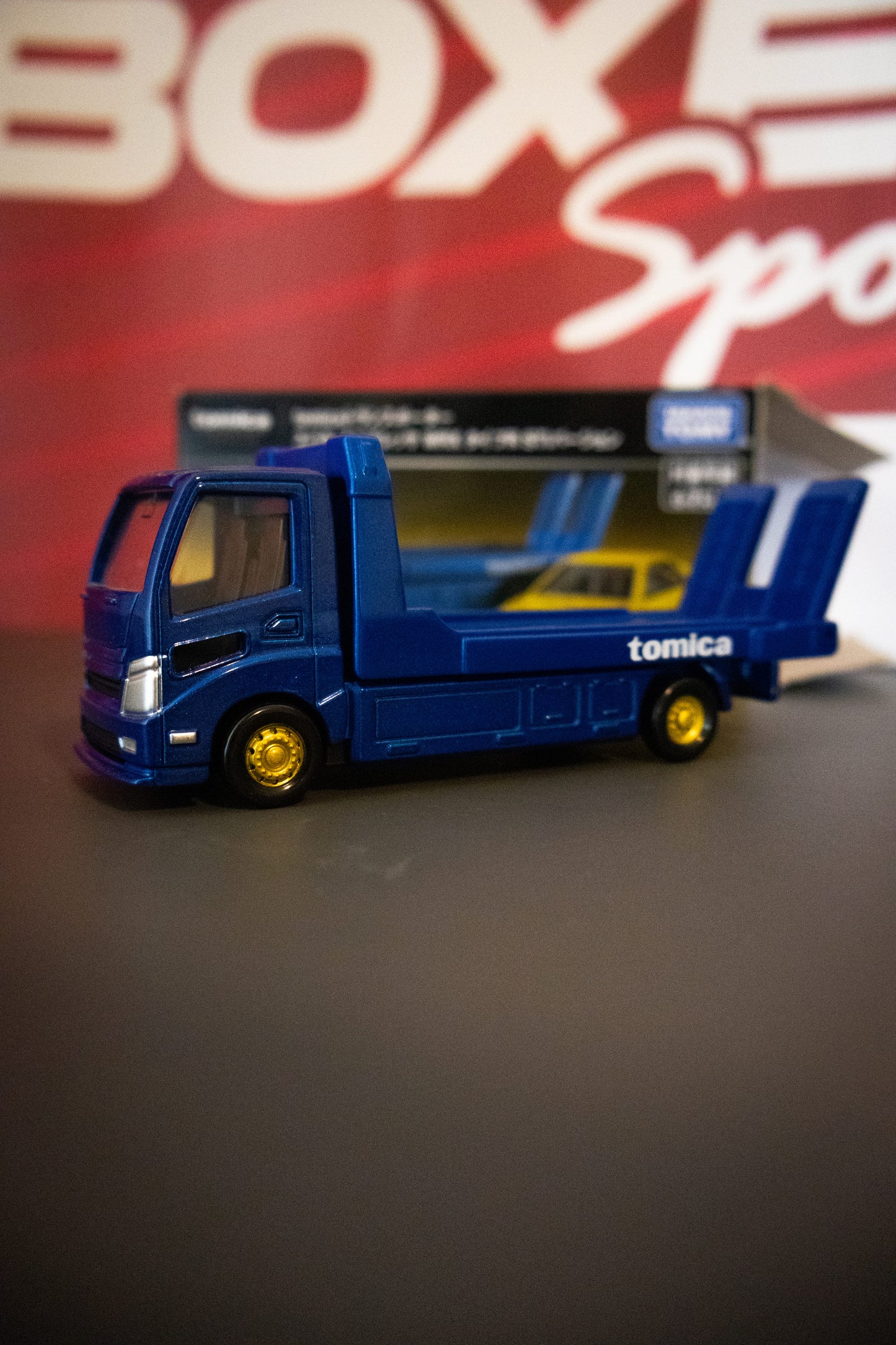 TOMICA STI TYPE R TRANSPORT SET (DAMAGED BOX)