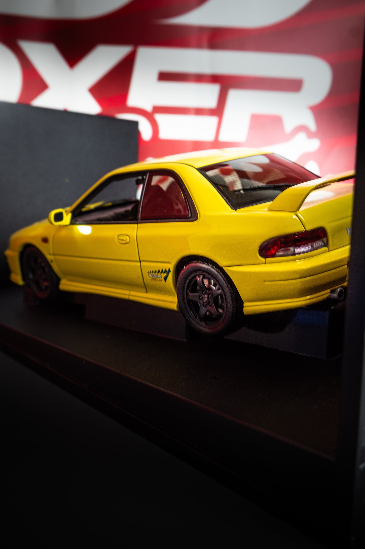 AUTOART GC8 IMPREZA TYPE R CHASE YELLOW (READ DESCRIPTION)
