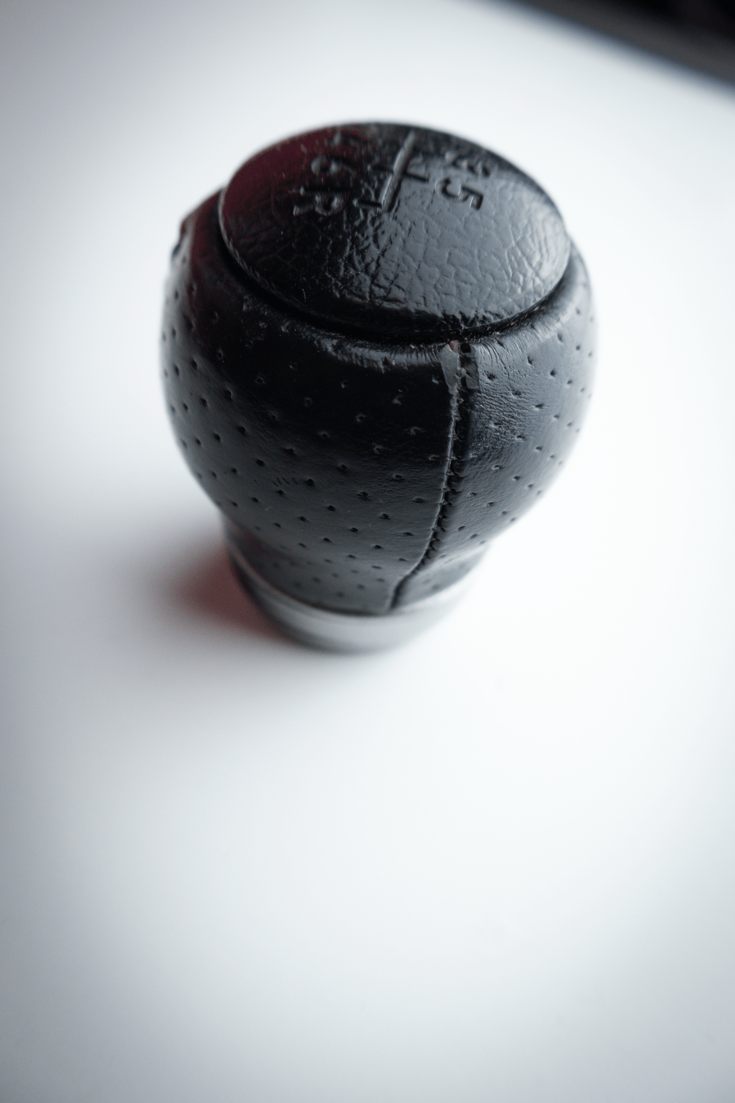 SUBARU GDB STI LEATHER SHIFT KNOB