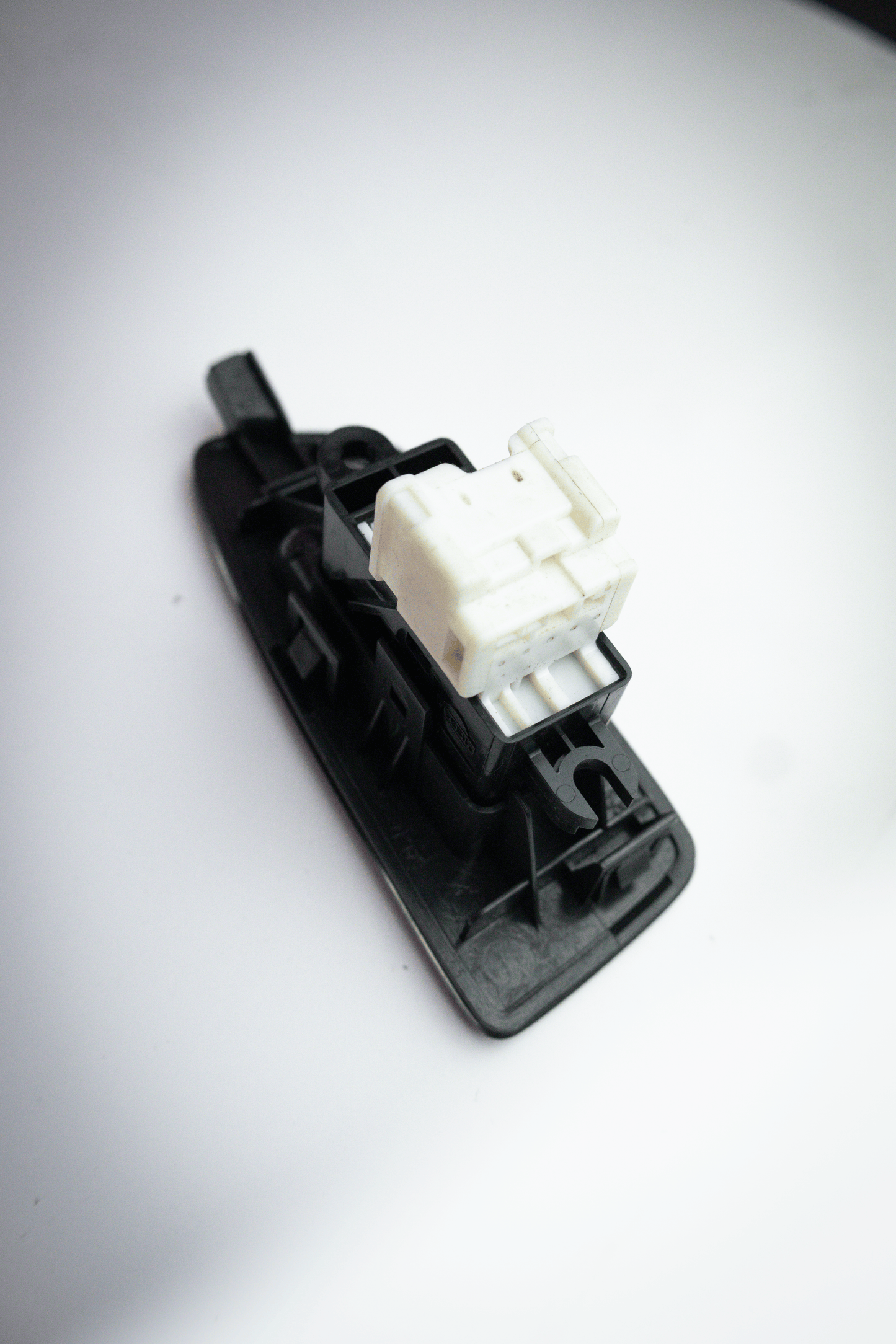GENUINE SUBARU CATALOG OPTION CARBON STYLE WINDOW SWITCH PANELS RHD ONLY