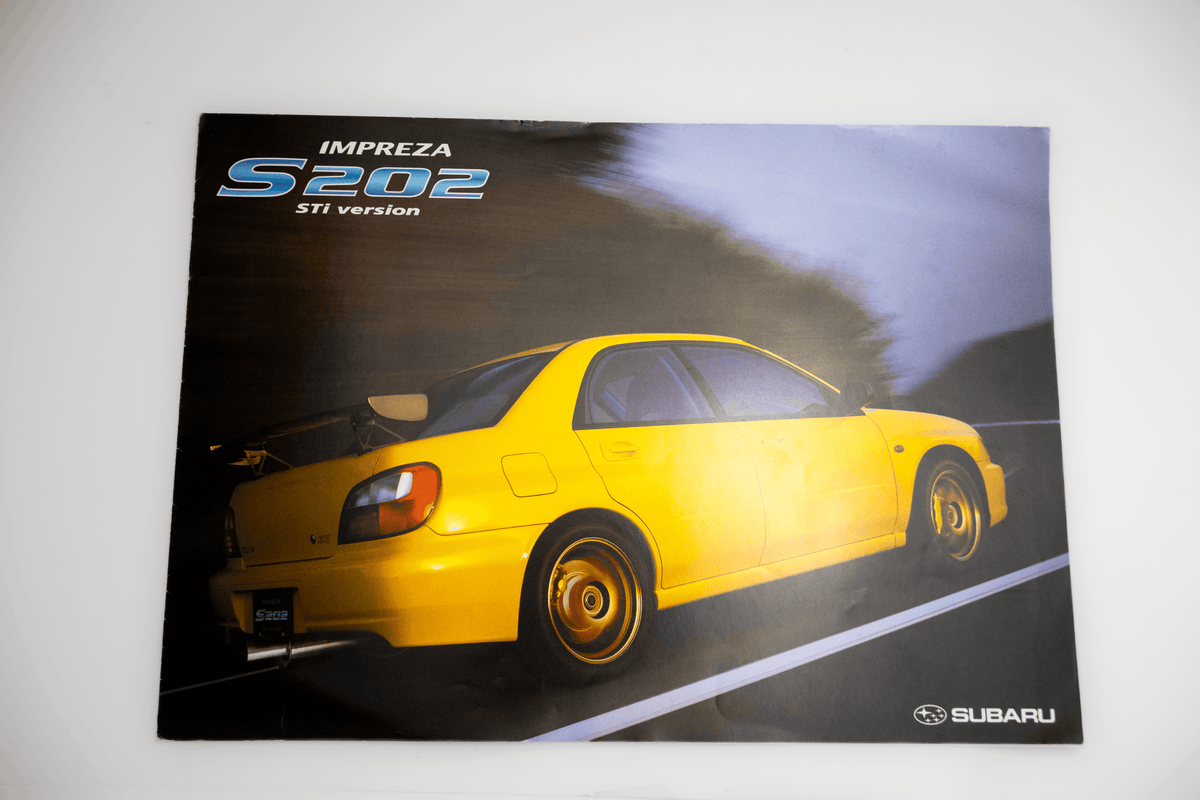 S202 BROCHURE & SPORTS PARTS CATALOG