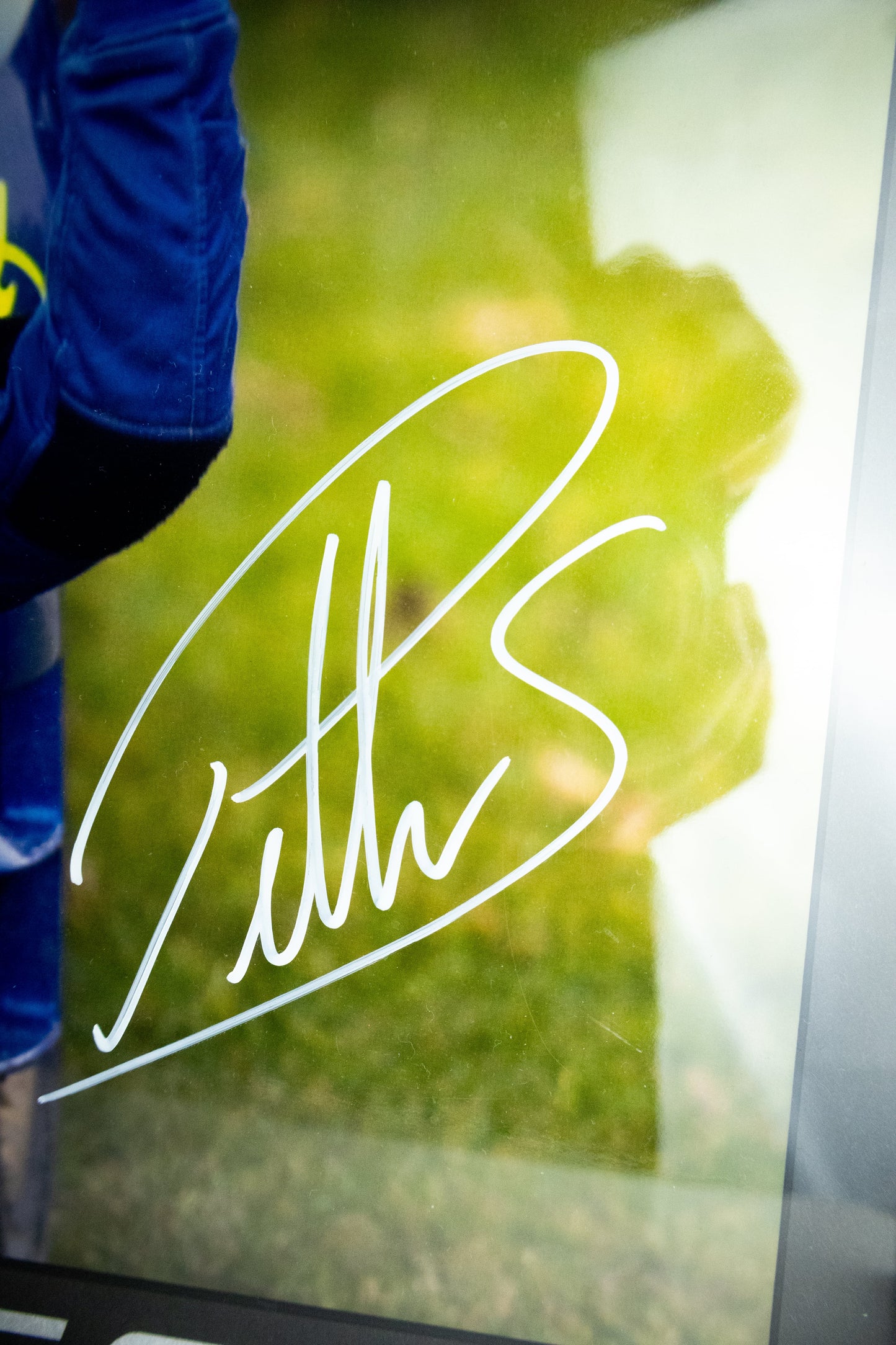 OFFICIAL SUBARU WRC FAN CLUB PETTER SOLBERG WORLD CHAMPION FRAMED SET
